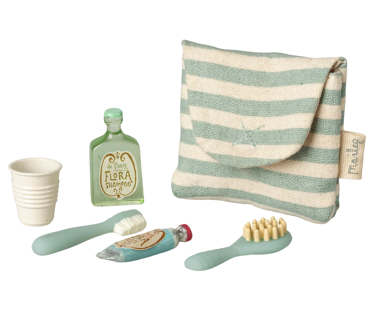 Maileg Toothbrush Set in Bag Mouse Blue Stripe Little sprout