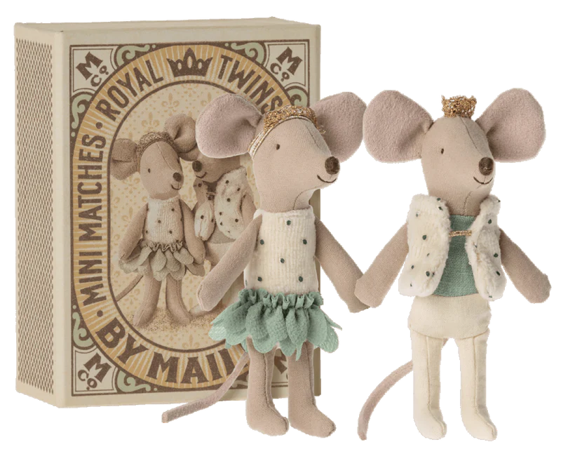Royal Twins-Little Sprout