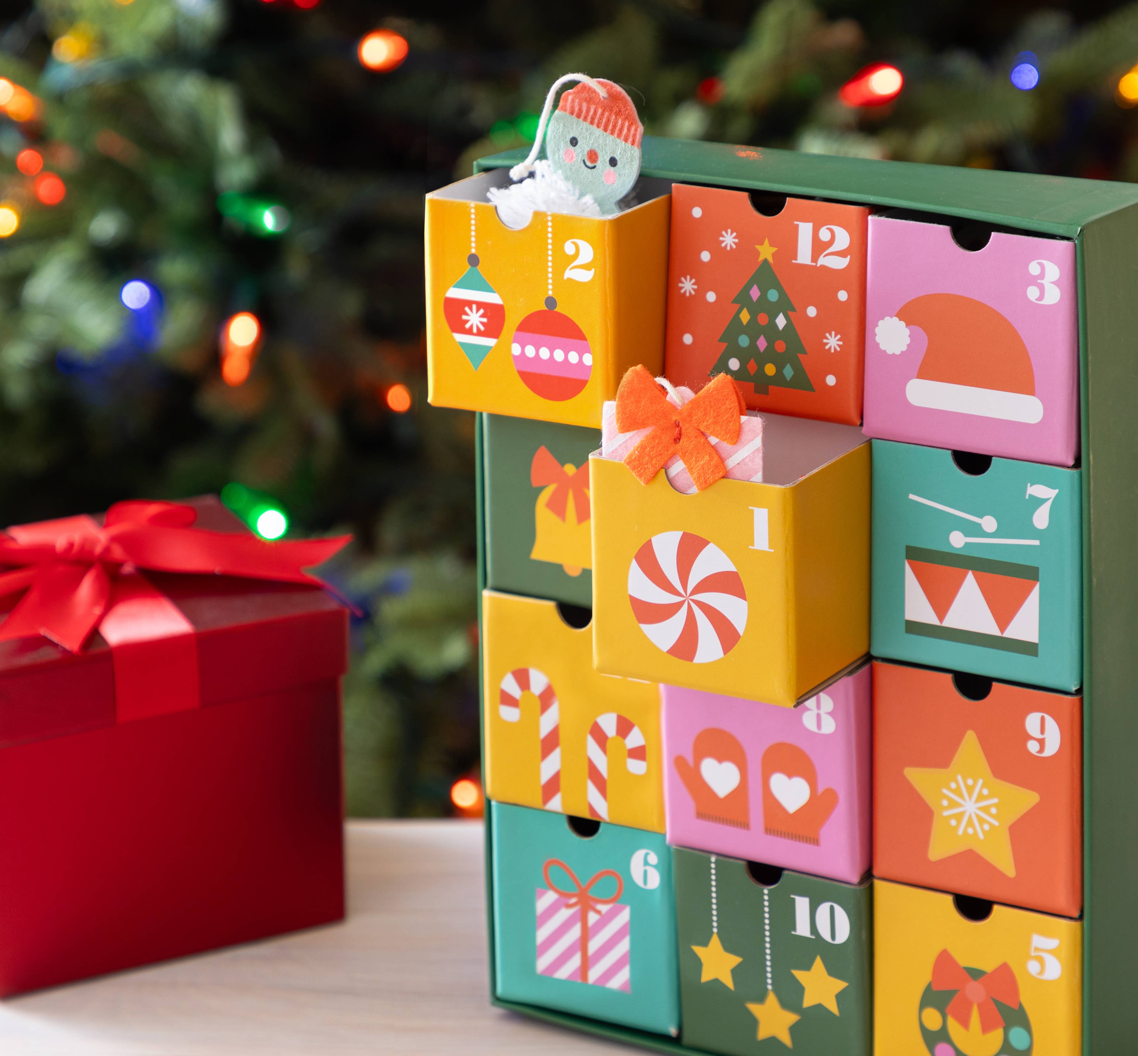 12 Crafts of Christmas Advent Calendar