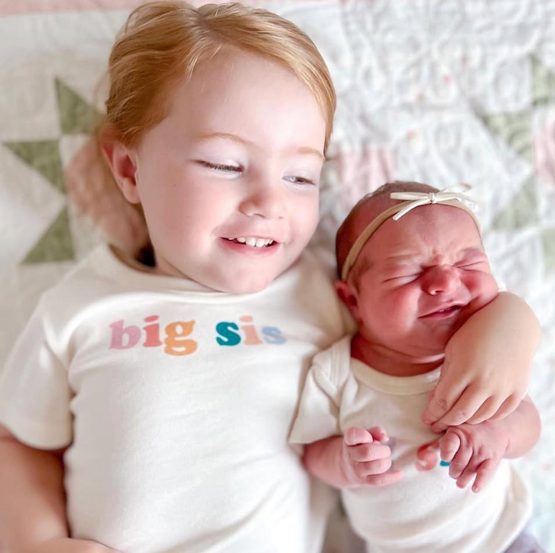 Kid toddler graphic tee | big sis original : Graphic / 2T