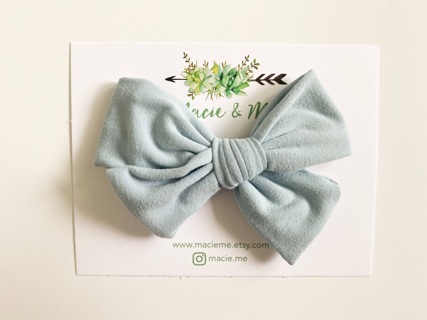 Light Blue Schoolgirl Bow: Clip