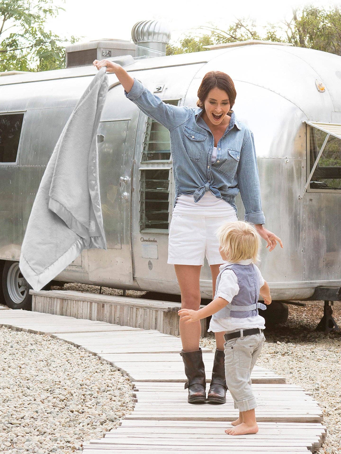 Luxe™ Baby Blanket: Blue / Unboxed