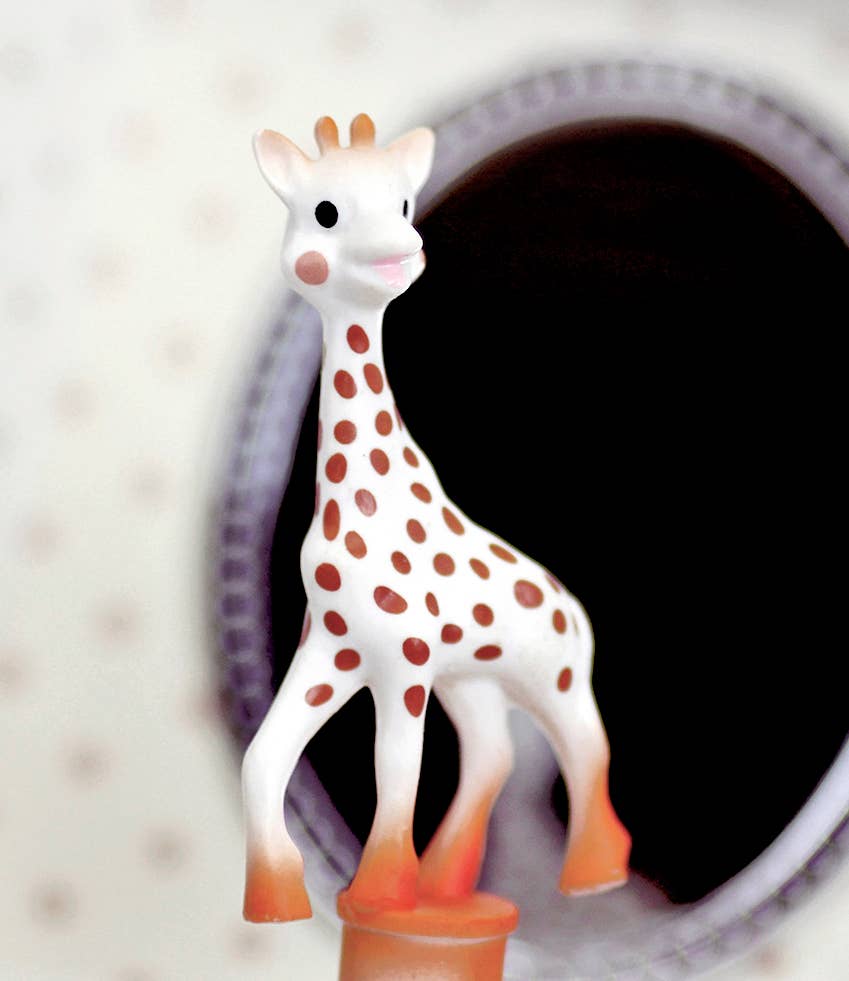 Sophie La Girafe© Camel Cube Music Box-Little Sprout