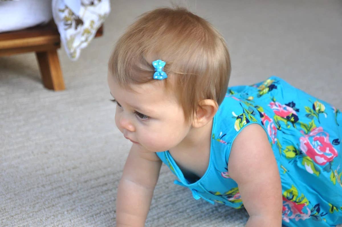 Mini Wisp Clip Tiny Tuxedo Baby Bow Hair Clips Mini Bows: Aqua