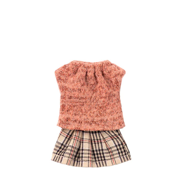 Clothes for Mouse, Mum-Little Sprout