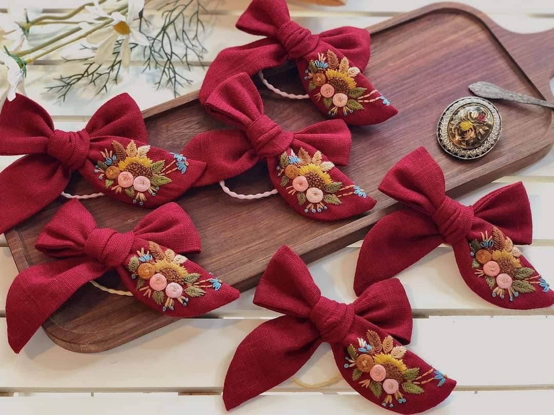 Embroidered Hair Bow, Christmas Collection: 1. Bouquet - Red