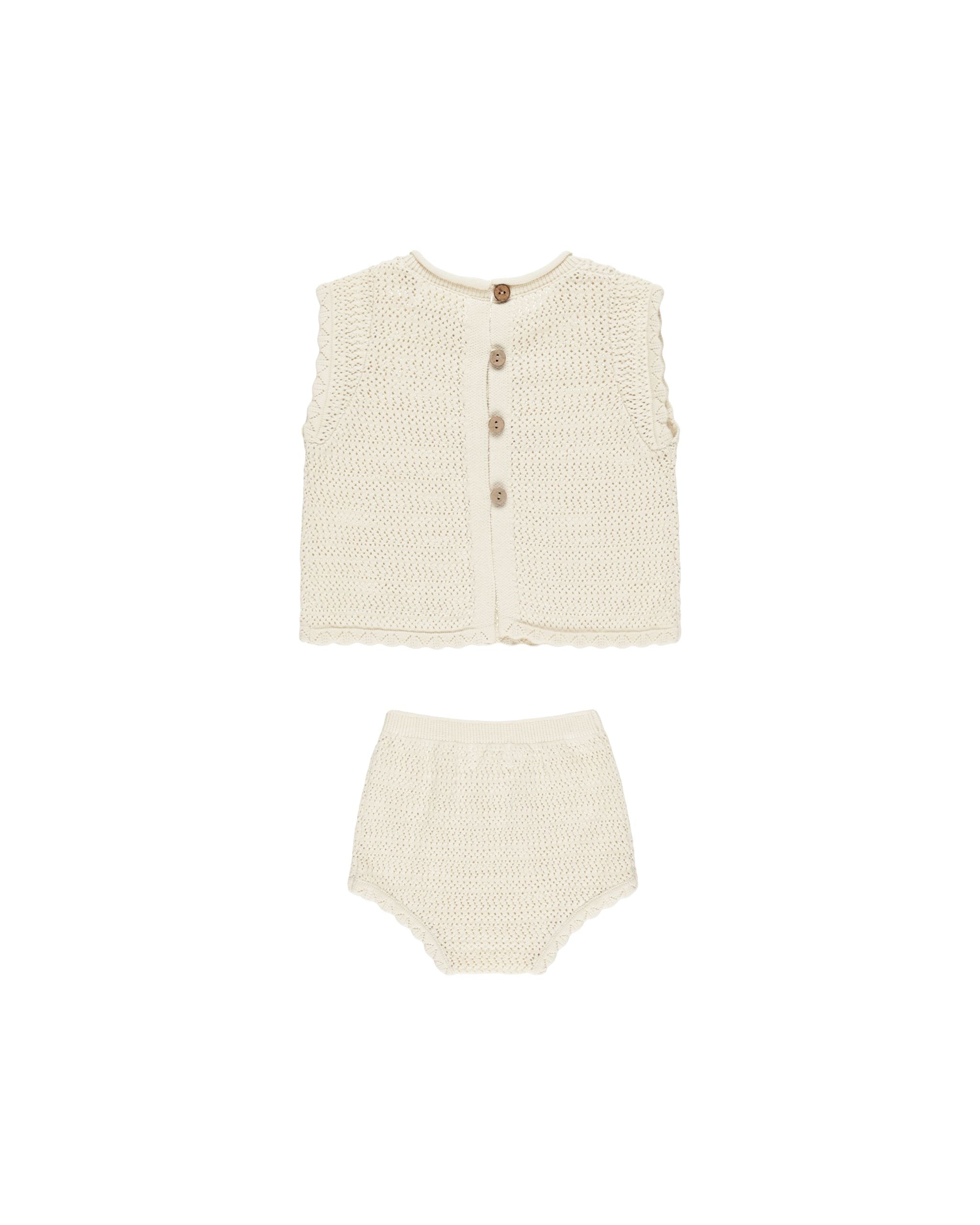 Scallop Knit Baby Set - Cherry