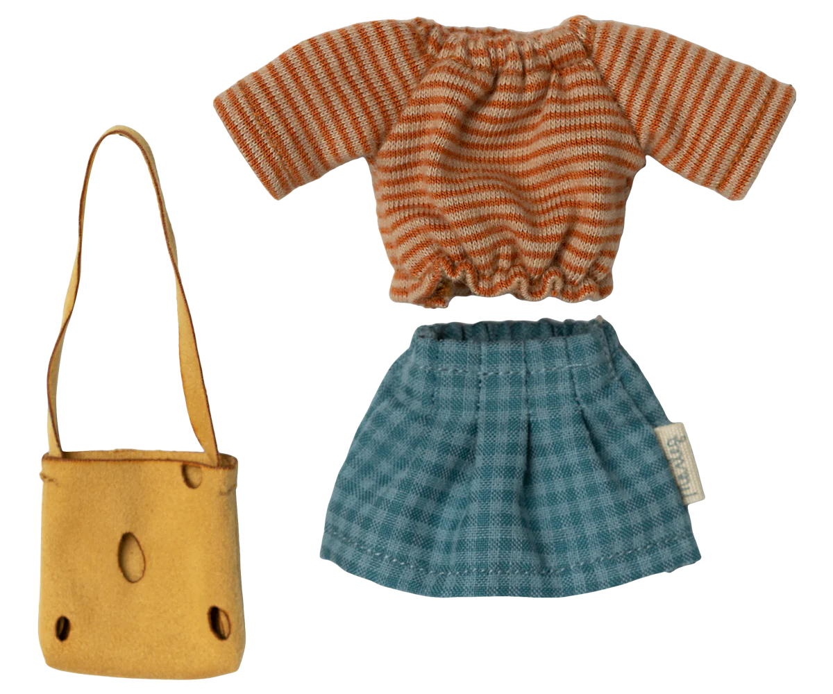 Clothes for Mouse, Mum - Skirt, Blouse, and Bag-Little Sprout